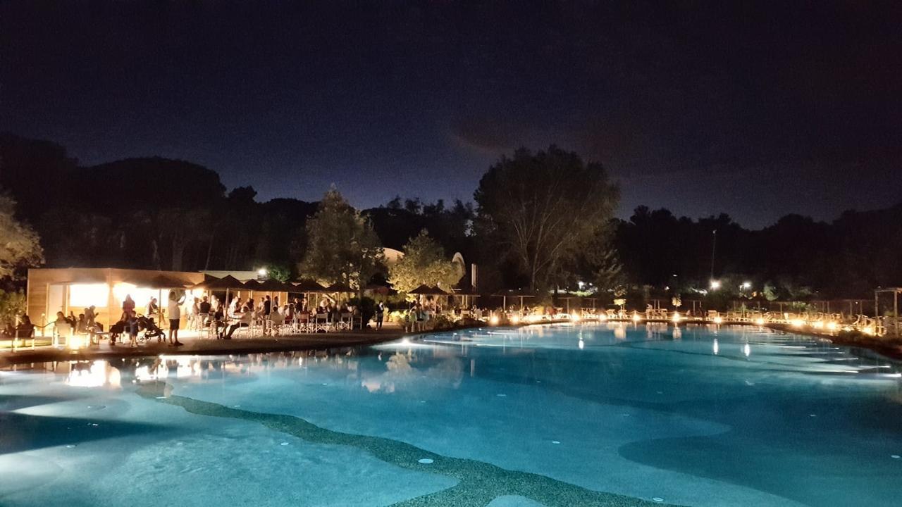 Le Esperidi Camping Ecoresort Marina Di Bibbona Exterior foto